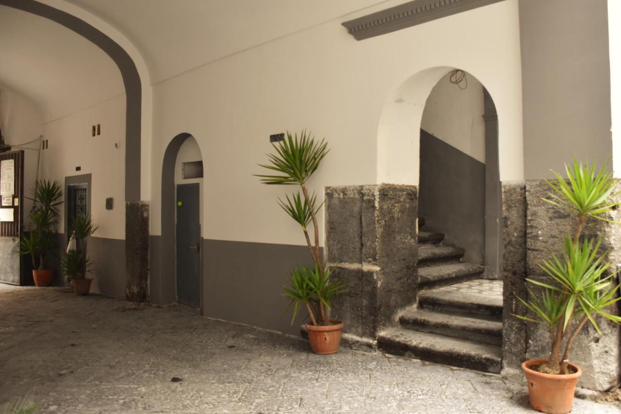 La Cartolina Di Napoli Parking Free Small Car 외부 사진